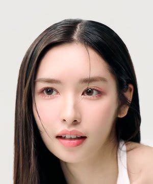 Lookkaew Kamollak Sangsubsin (ลูกแก้ว กมลลักษณ์ แสงทรัพย์สิน).